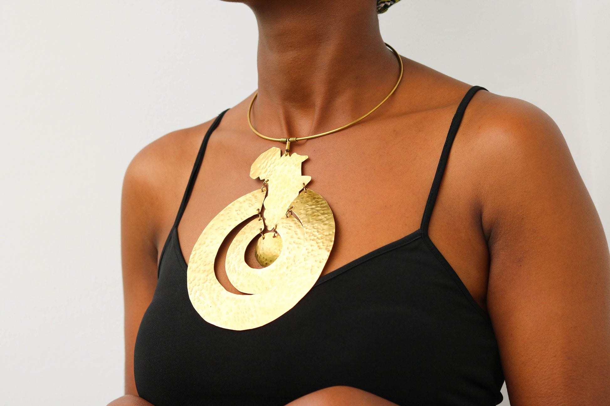 "Exquisite African Brass Pendant Necklace - Perfect Christmas Gift for Her!"